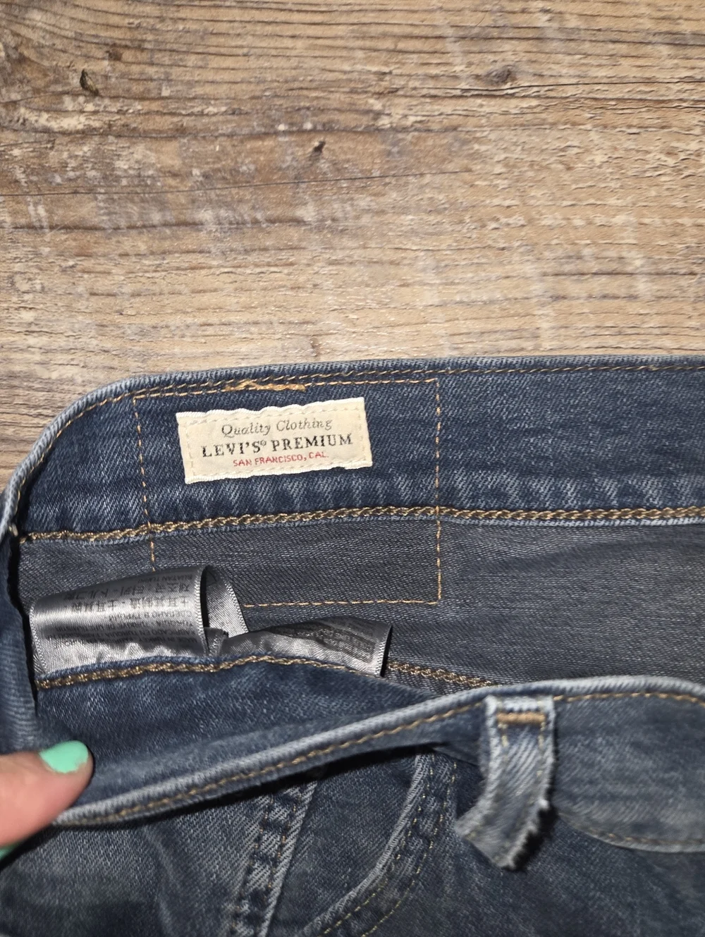 Levi's Premium Men's Distressed Dark Acid Wash Skinny Taper Jeans